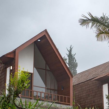 Villa Catu Glamping Bedugul à Selemadeg Extérieur photo