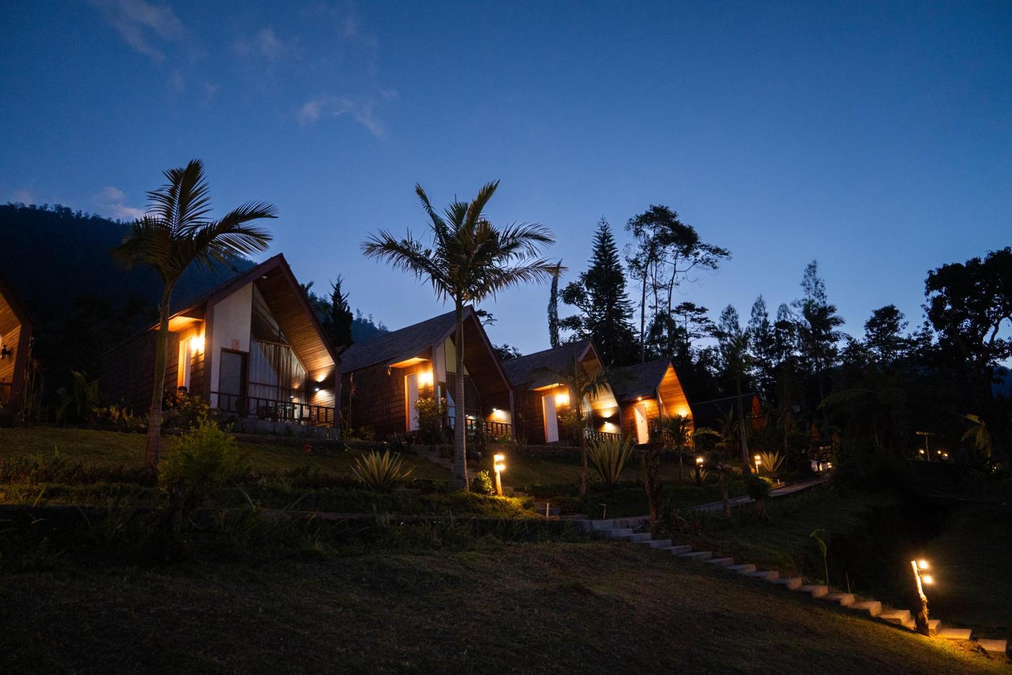 Villa Catu Glamping Bedugul à Selemadeg Extérieur photo