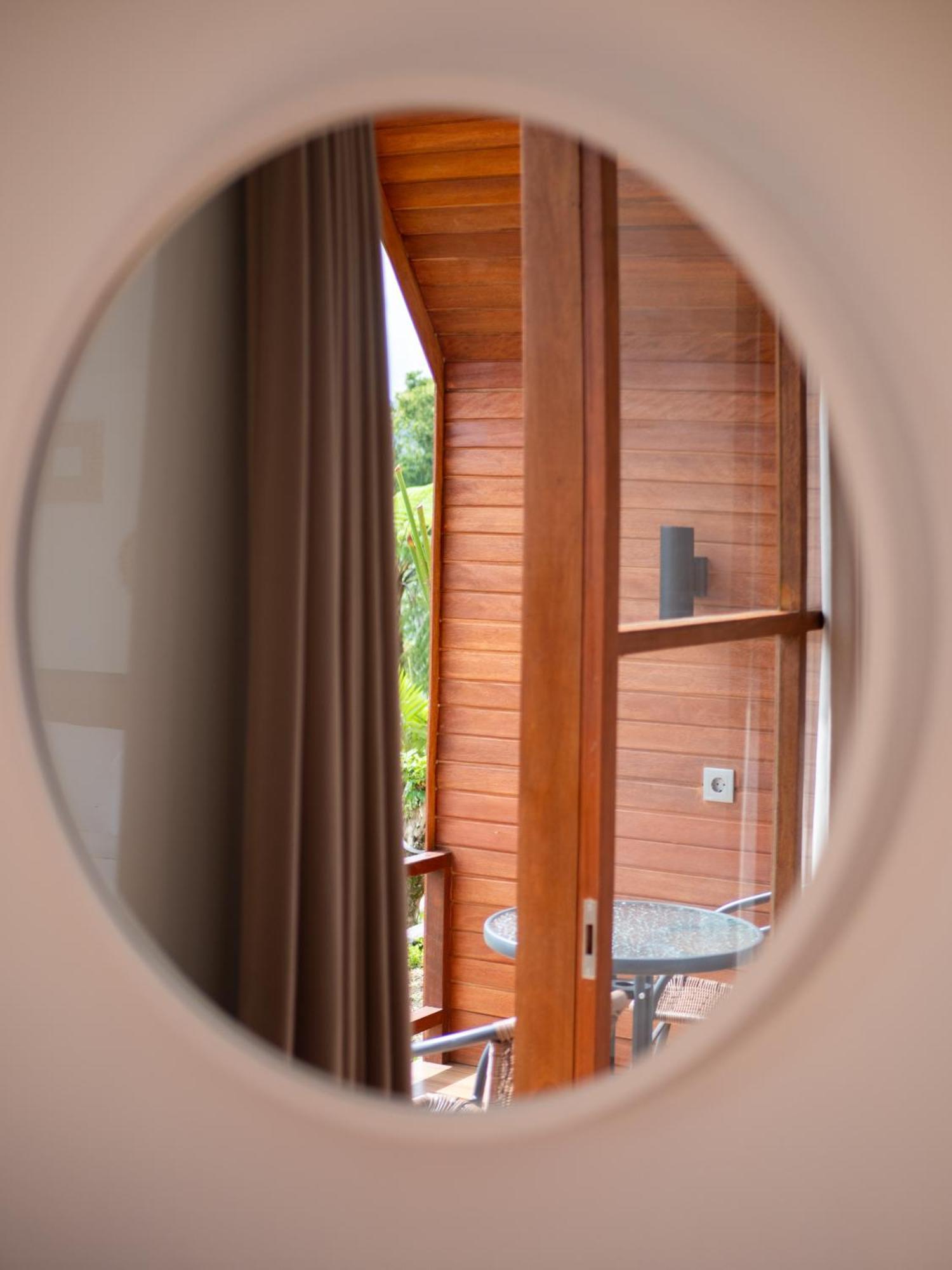 Villa Catu Glamping Bedugul à Selemadeg Extérieur photo